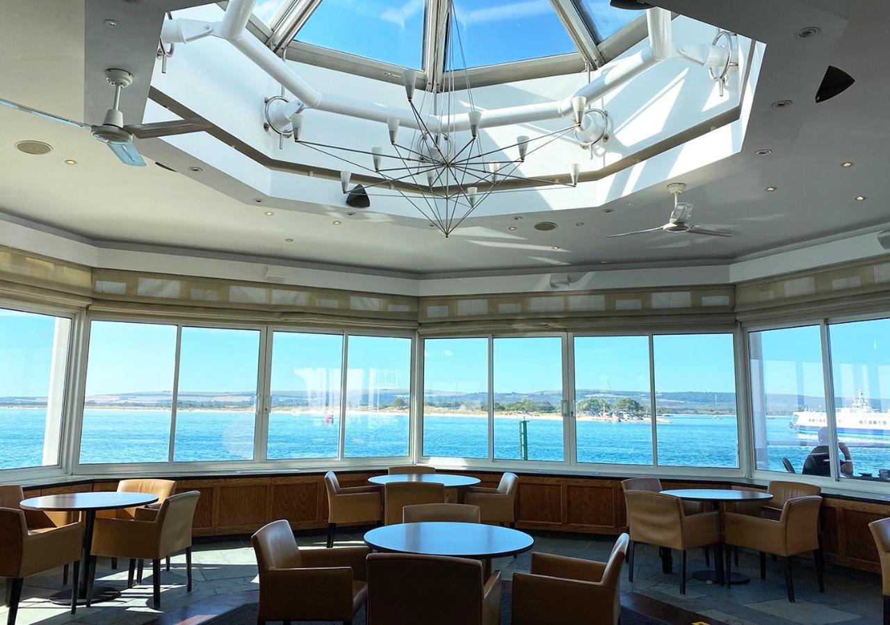 Haven Hotel Пул Екстериор снимка