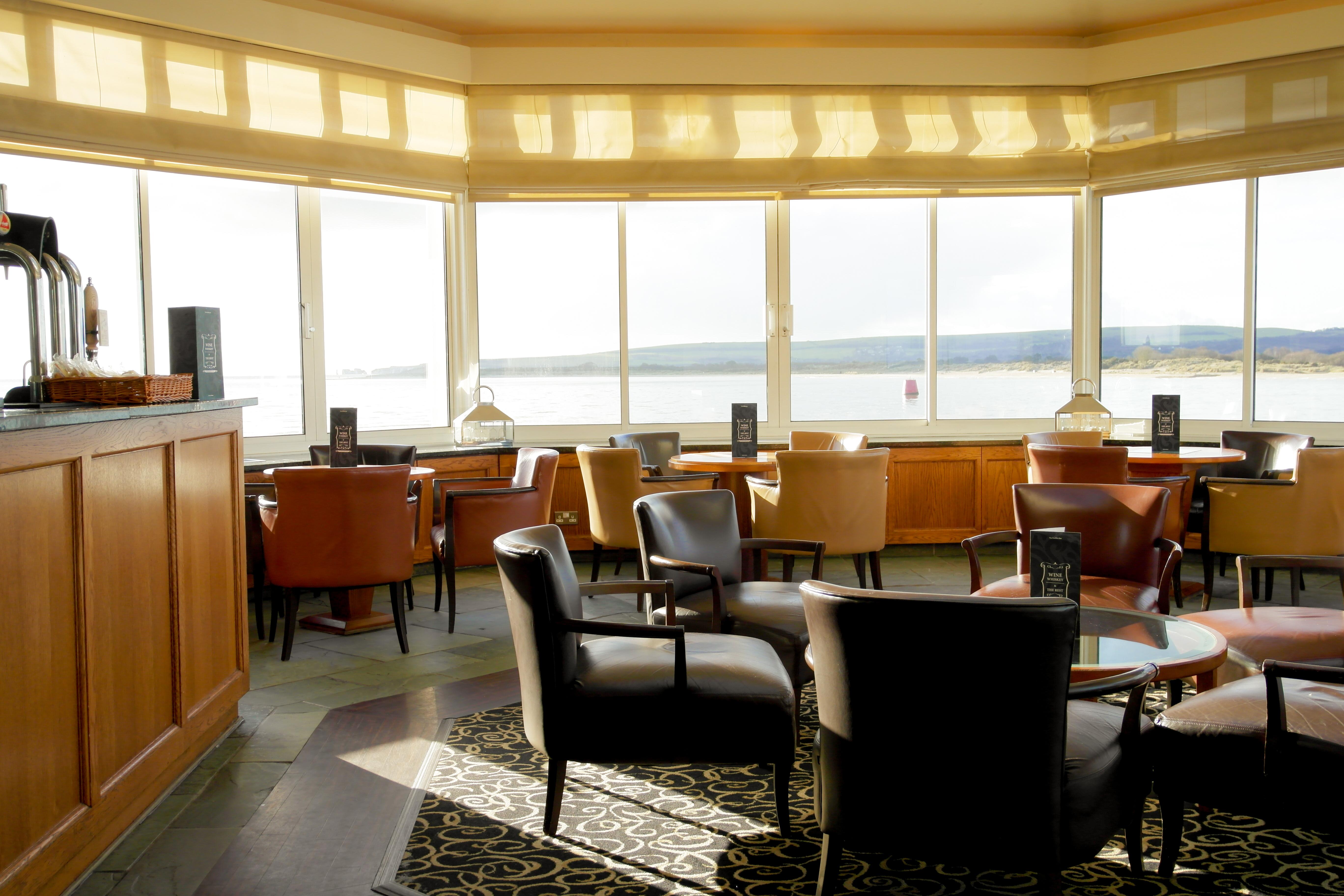 Haven Hotel Пул Екстериор снимка