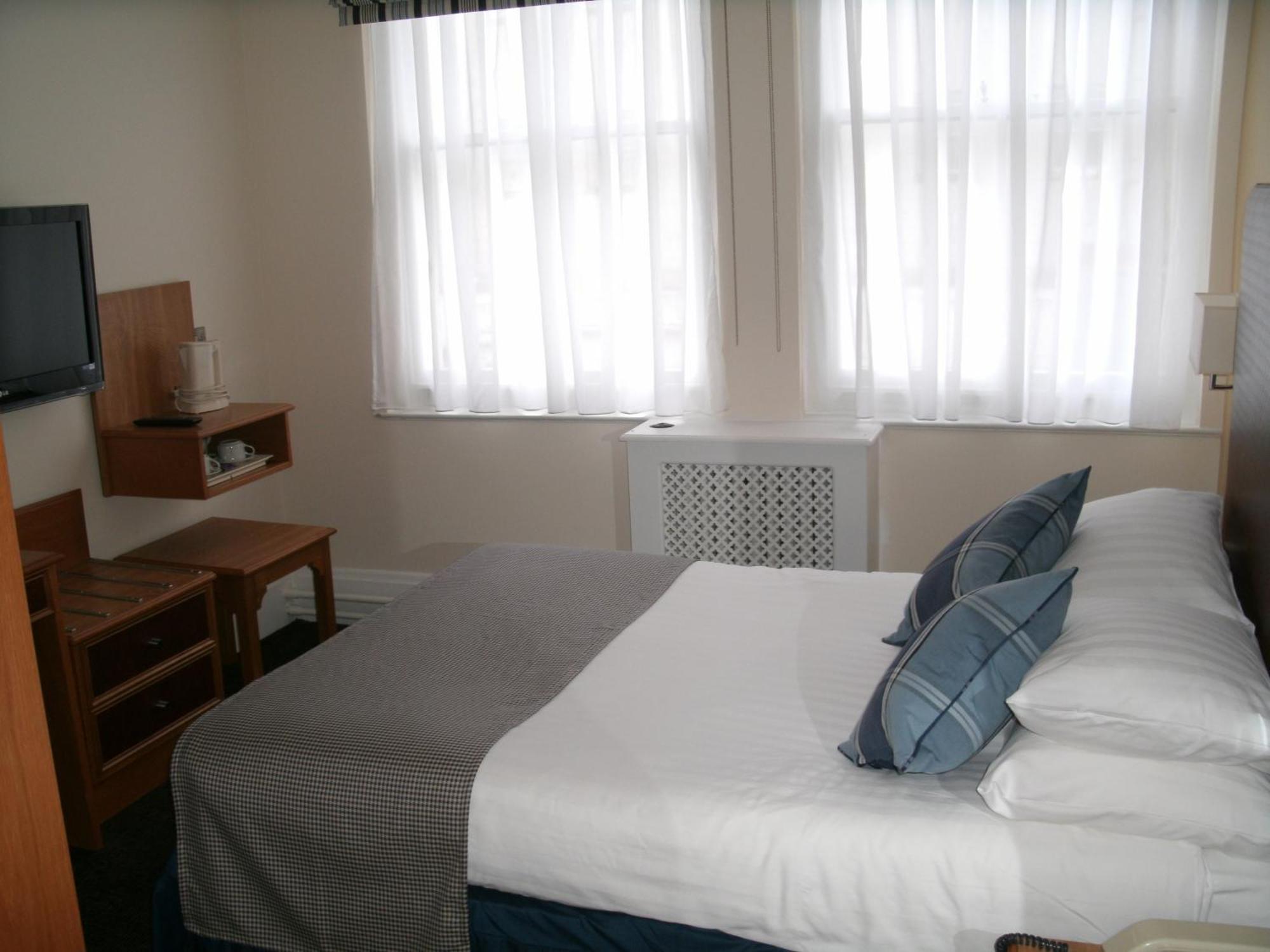 Haven Hotel Пул Стая снимка