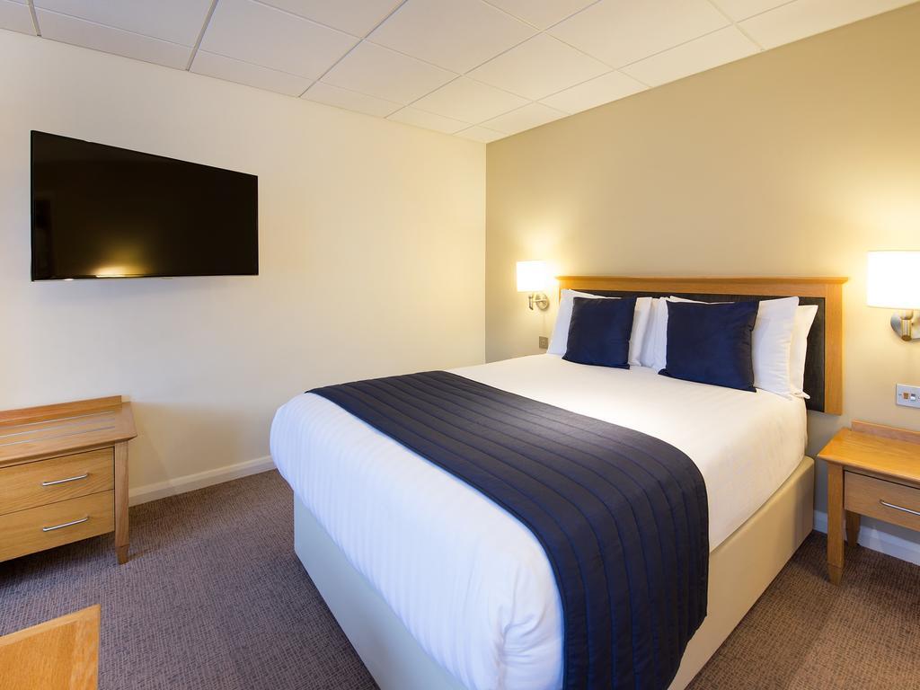 Haven Hotel Пул Екстериор снимка