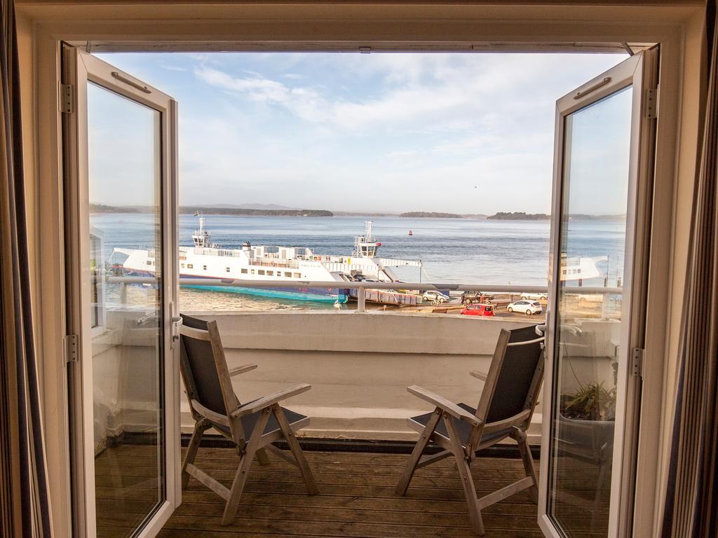 Haven Hotel Пул Екстериор снимка