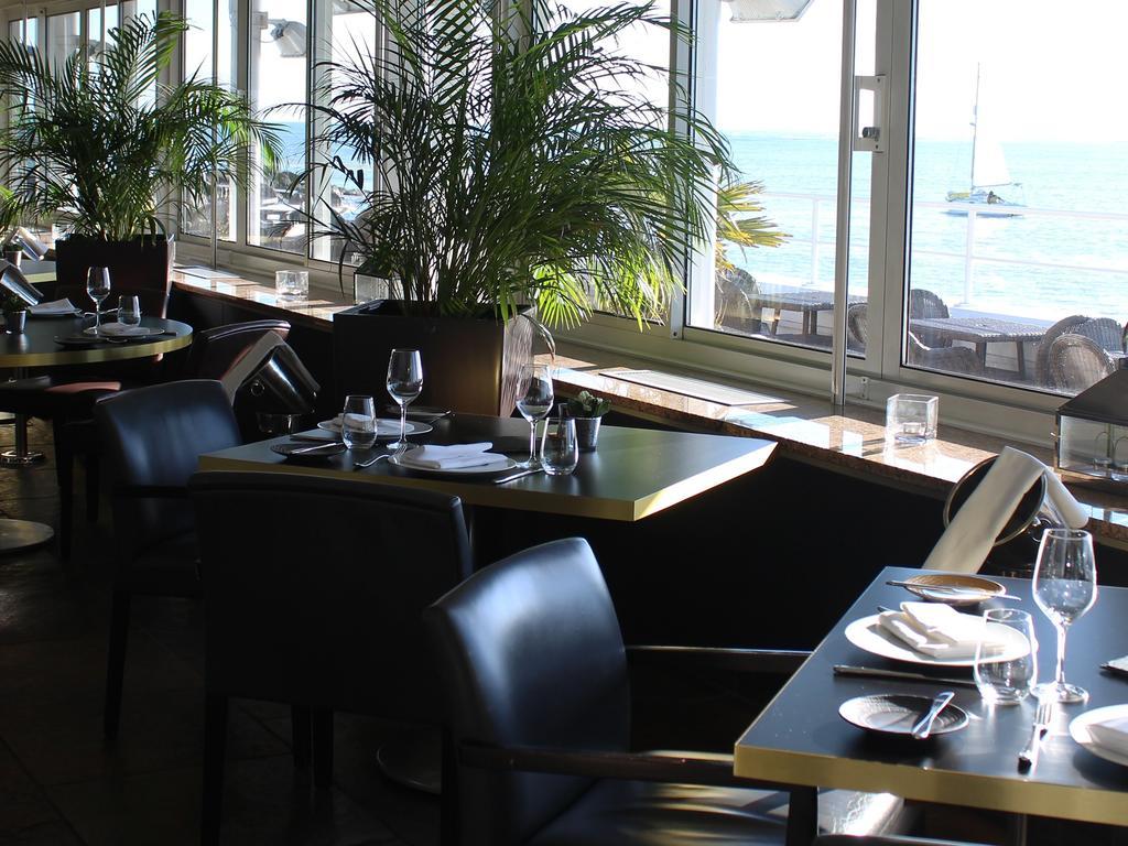 Haven Hotel Пул Екстериор снимка